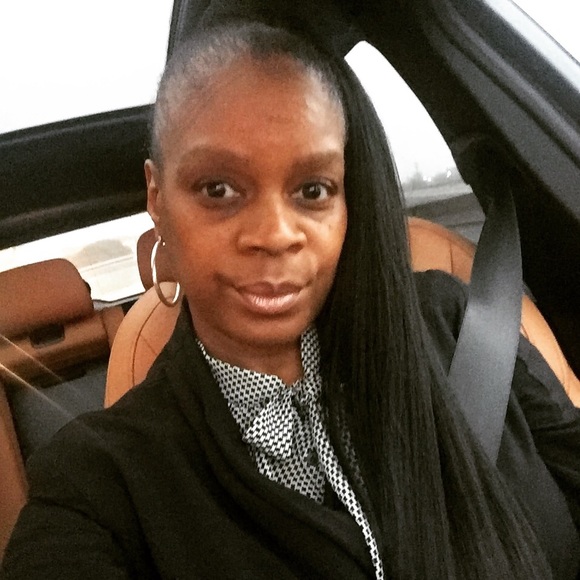 😘💋Posh Ambassador ~Imani's Closet💋😘 - Picture 2 of 7